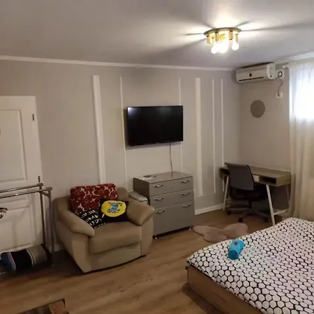Lux *